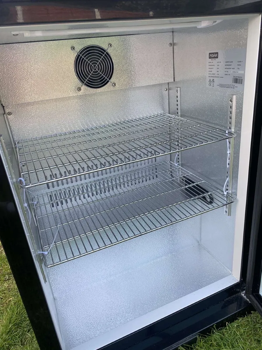 Mini fridge - Image 2