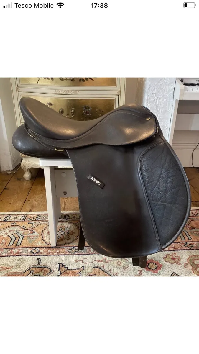 Saddle