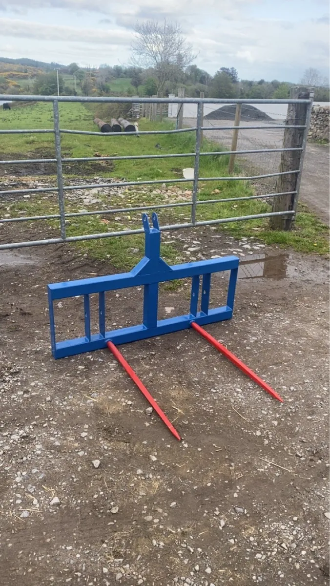 Landl leveller and bale spike - Image 3
