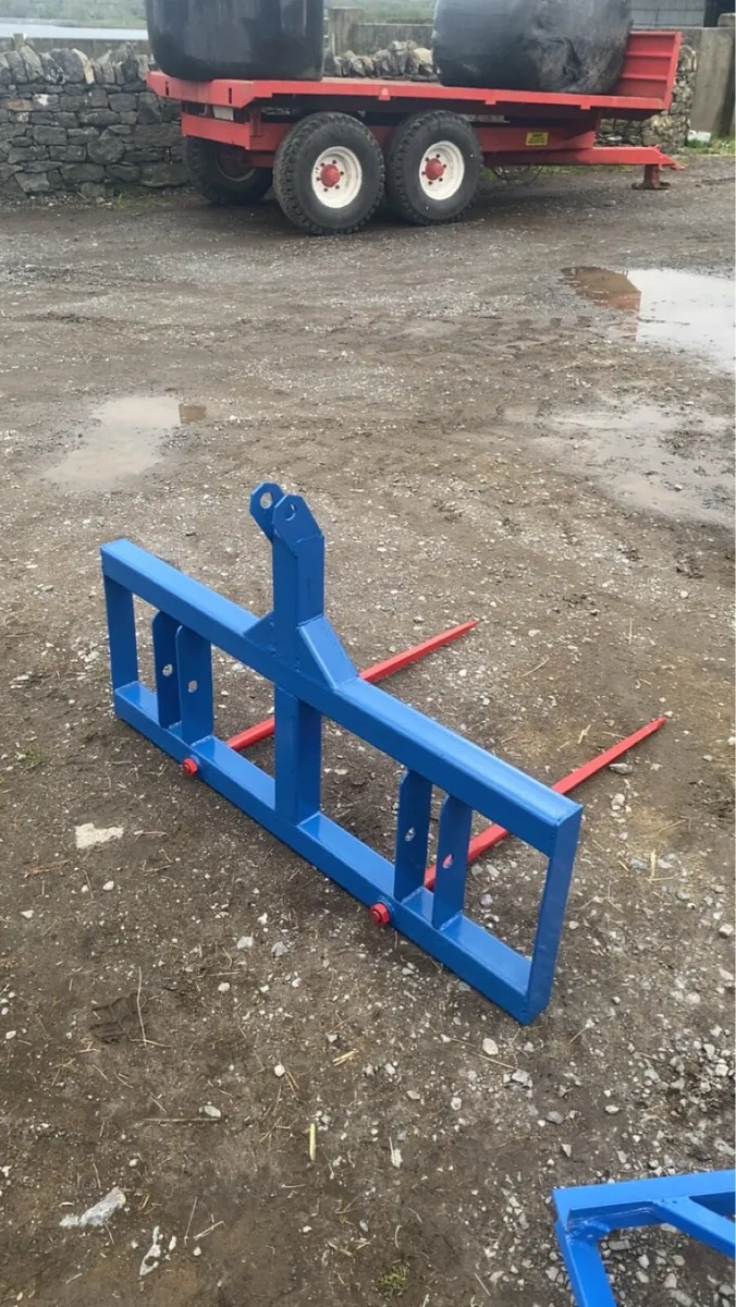 Landl leveller and bale spike - Image 4