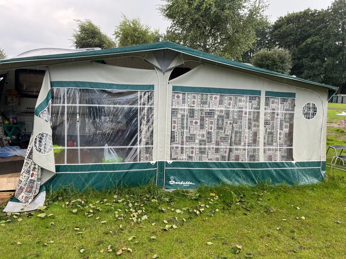 Caravan awning for sale - Image 1