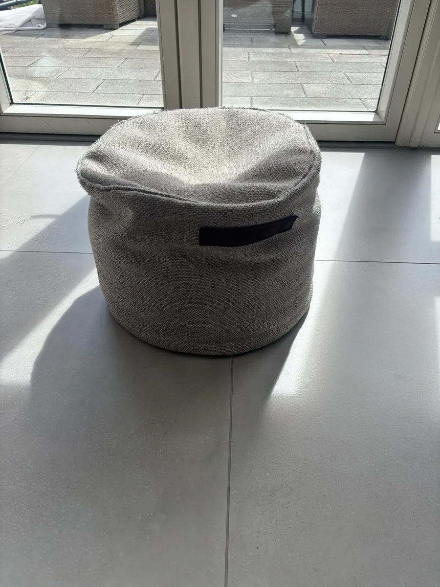 Pouffe / foot rest - Image 3