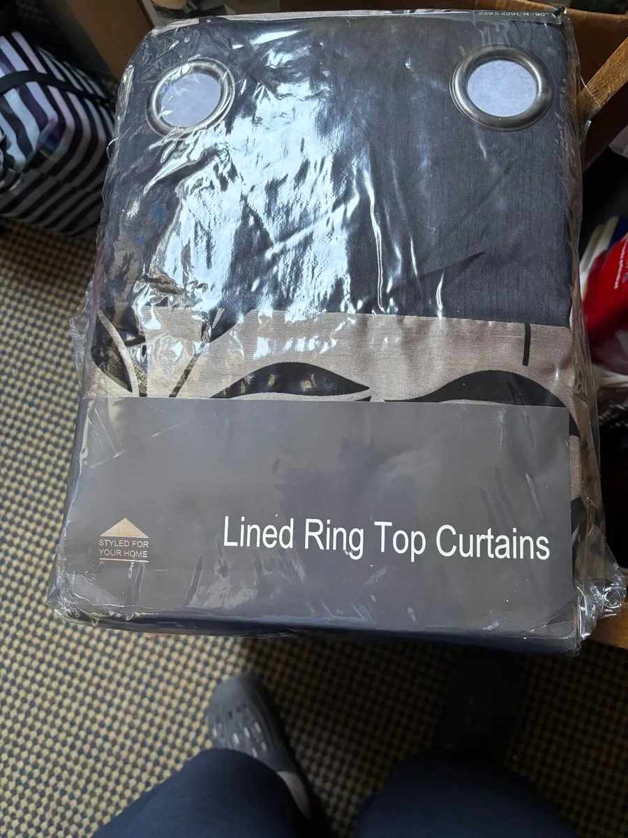 Lined ring curtains ( New ) - Image 3