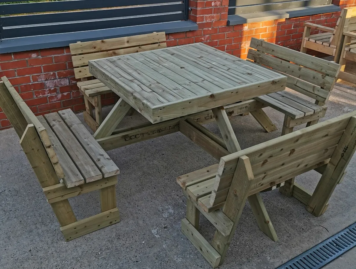 Garden furniture - Image 1