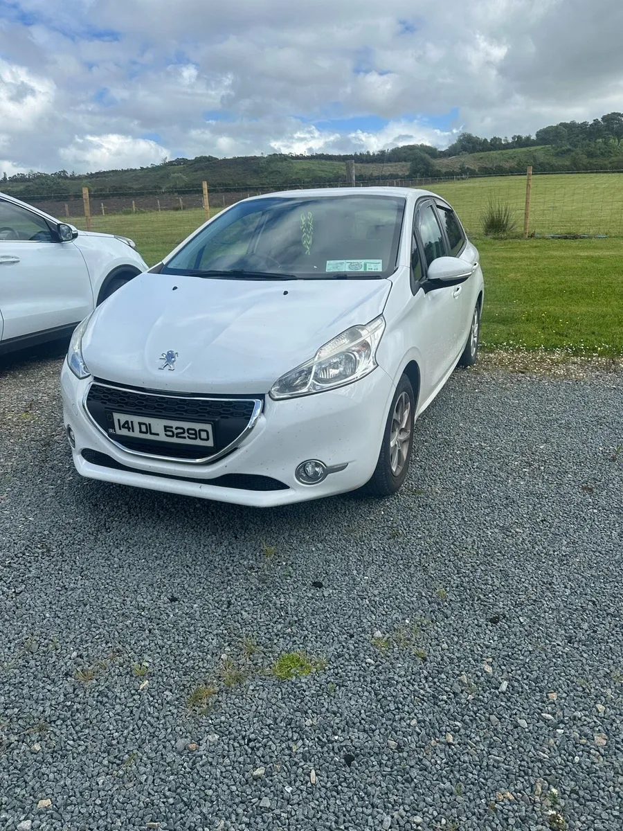 Peugeot 208 *ONLY 67k MILES* - Image 1
