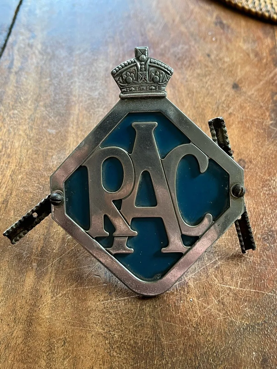 Vintage R A C badge - Image 1