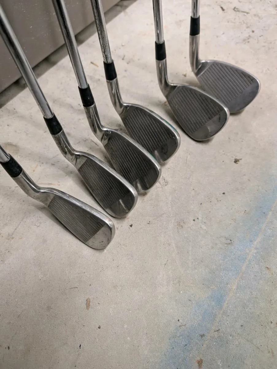 Left handed irons - Image 2