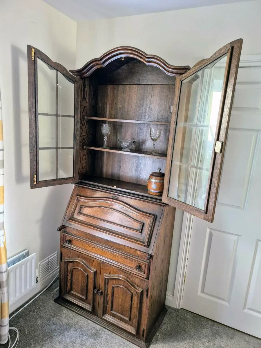 Oak display/desk/storage cabinet - Image 3