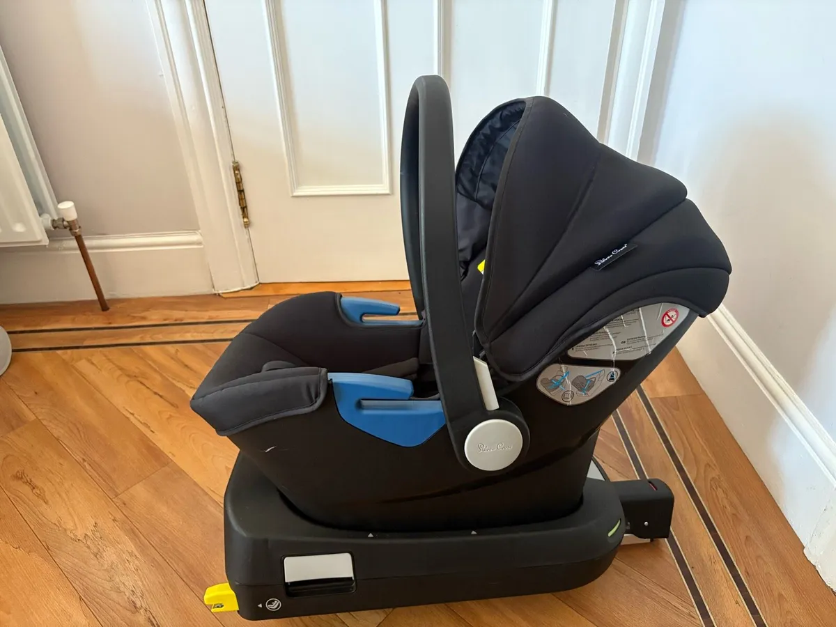 Silver Cross Simplicity Car Seat & Isofix Base - Image 3