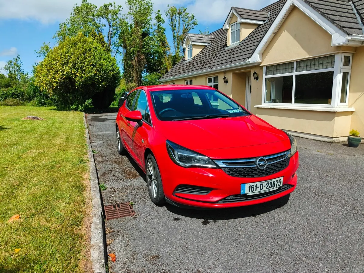 Opel Astra 2016 - Image 2