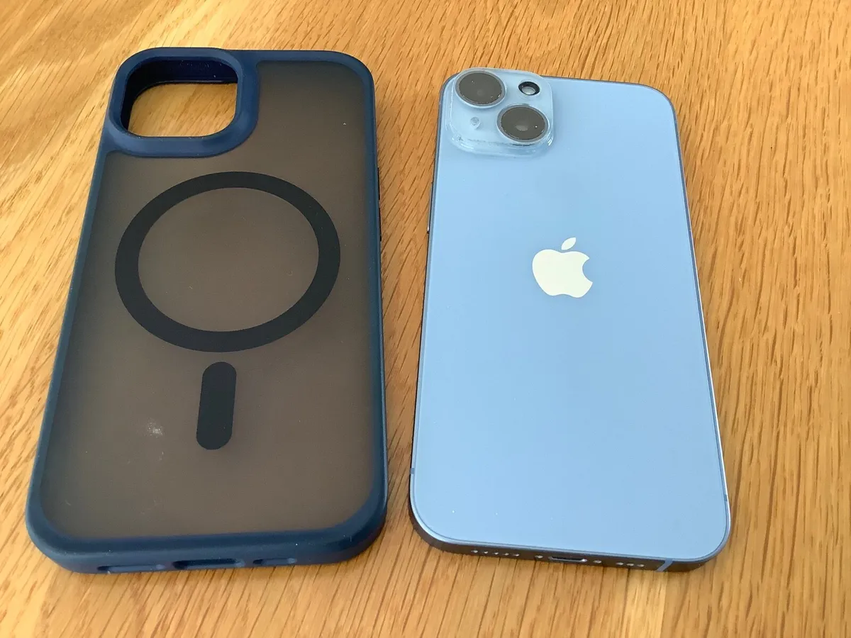 iPhone 14 - Image 2