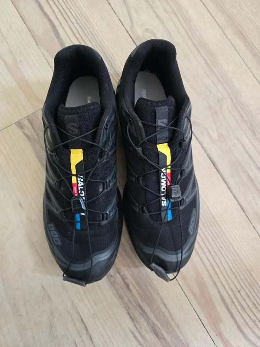 Salomon XT6 Trainers - Image 1