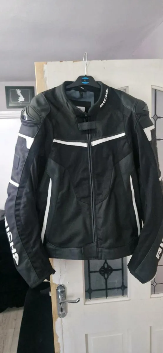 Motorbike jackets x4 - Image 2
