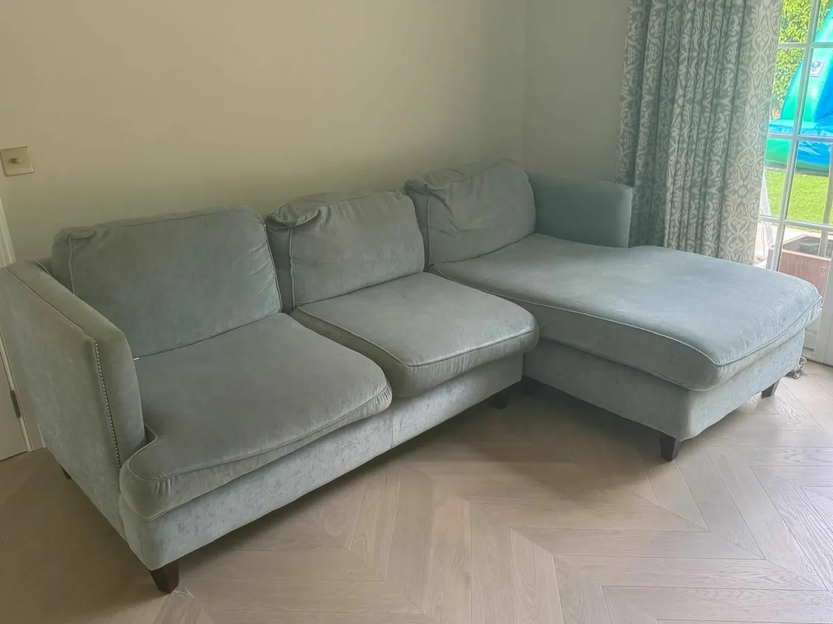 Sofa - by Ventura Interiors - FREE - Image 2