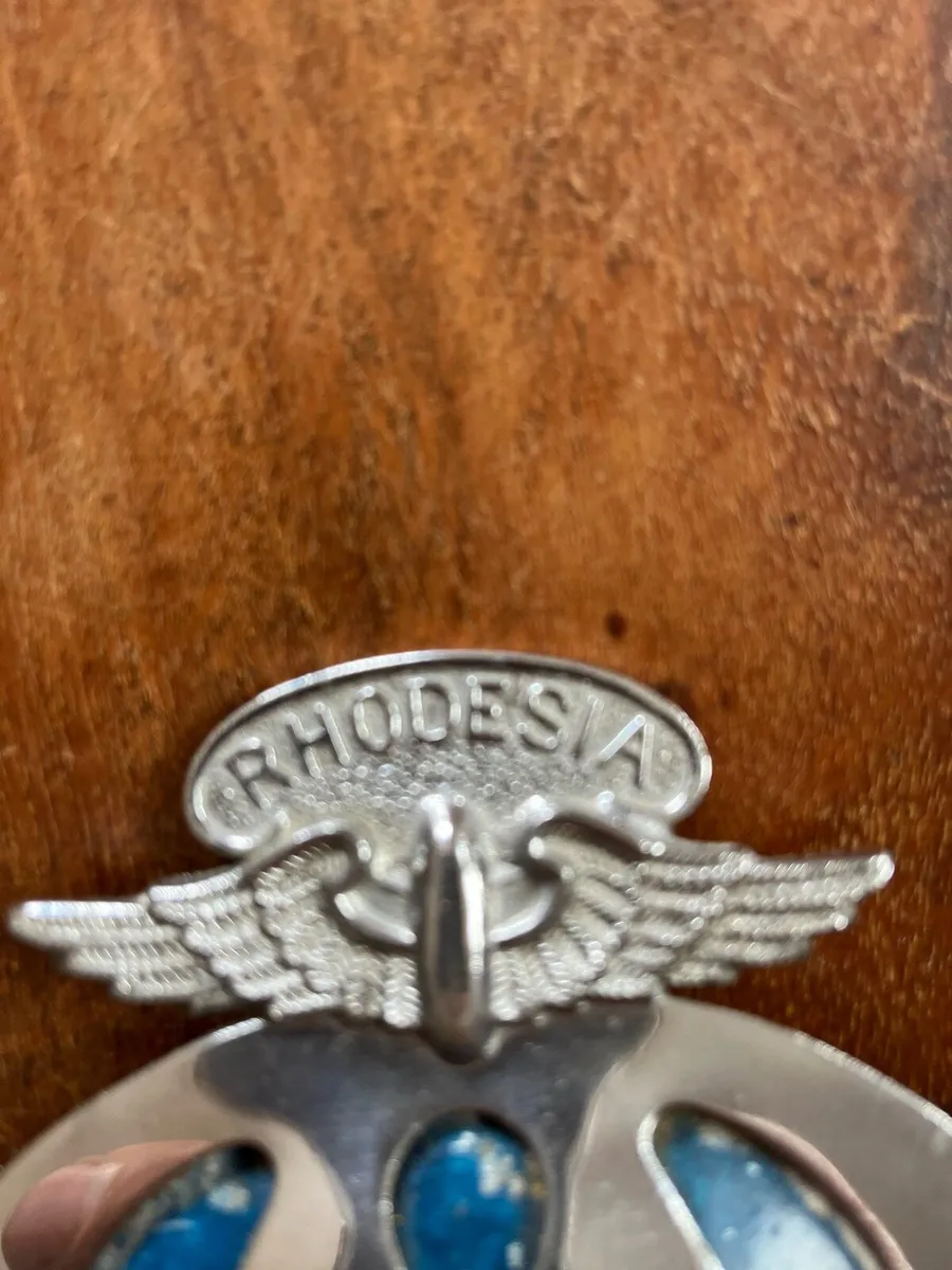 Vintage Rhodesian AA badge - Image 4