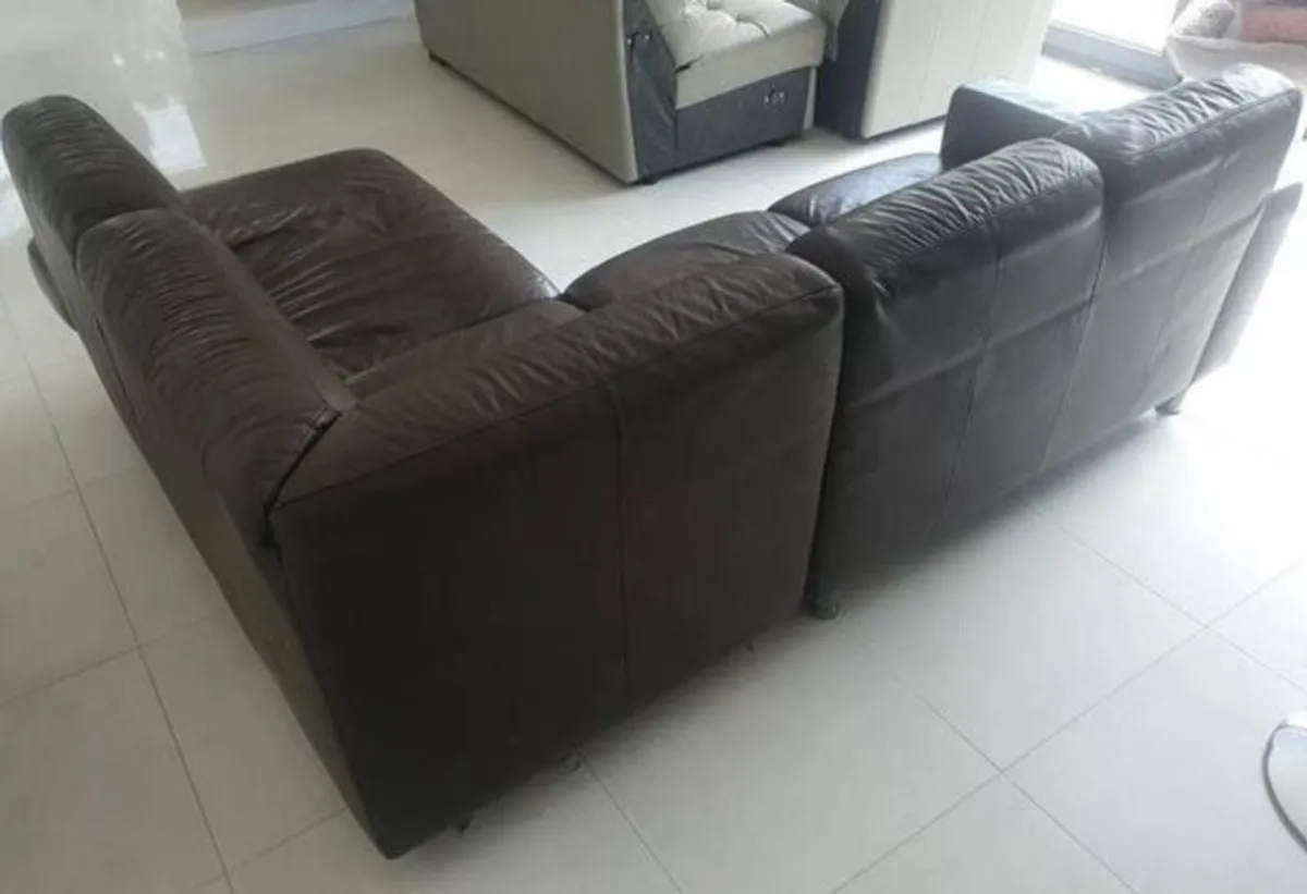 Corner sofa - Image 1