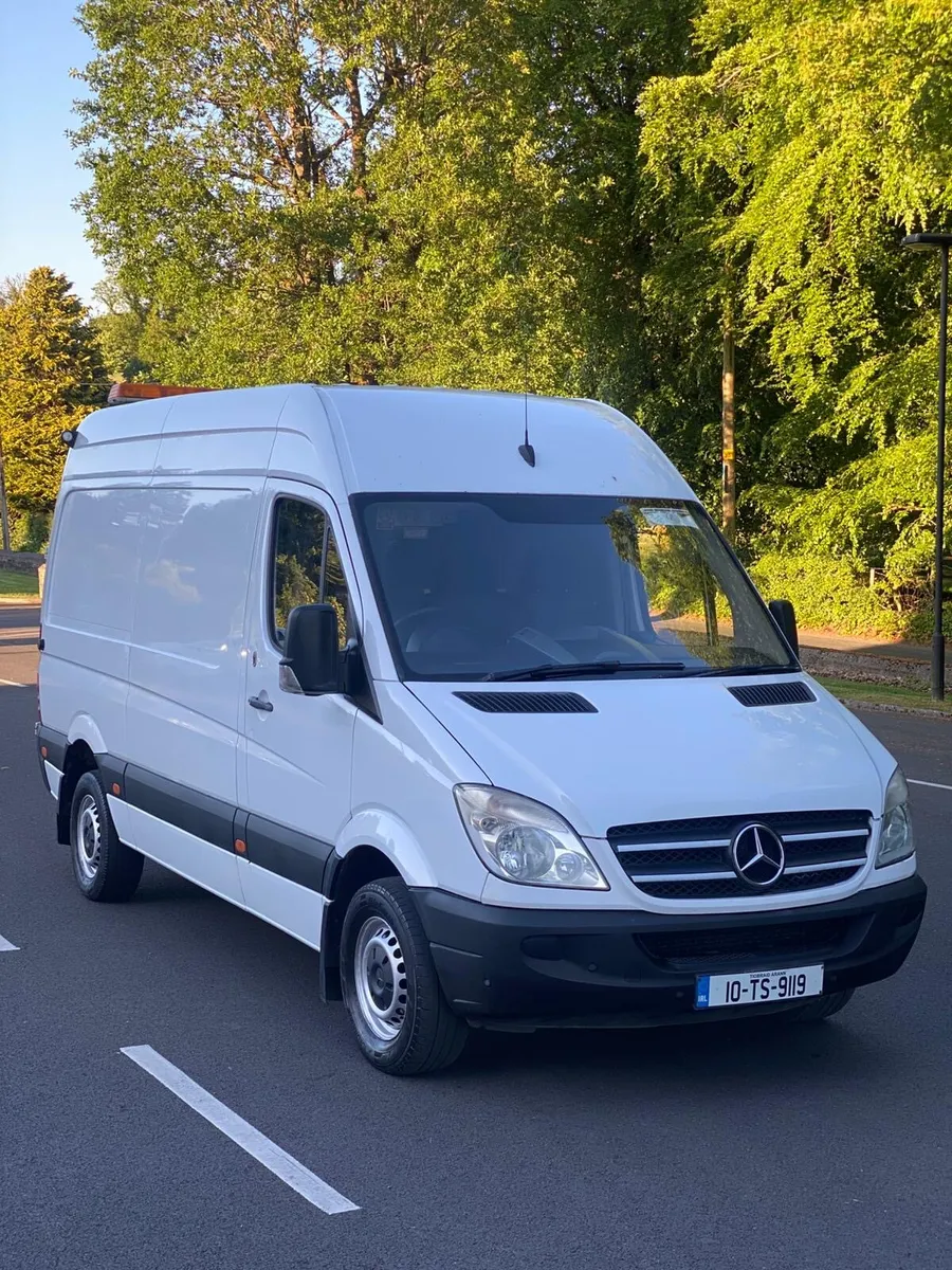 2010 Mercedes Sprinter MWB Twin TURBO Doe 02-26 - Image 1