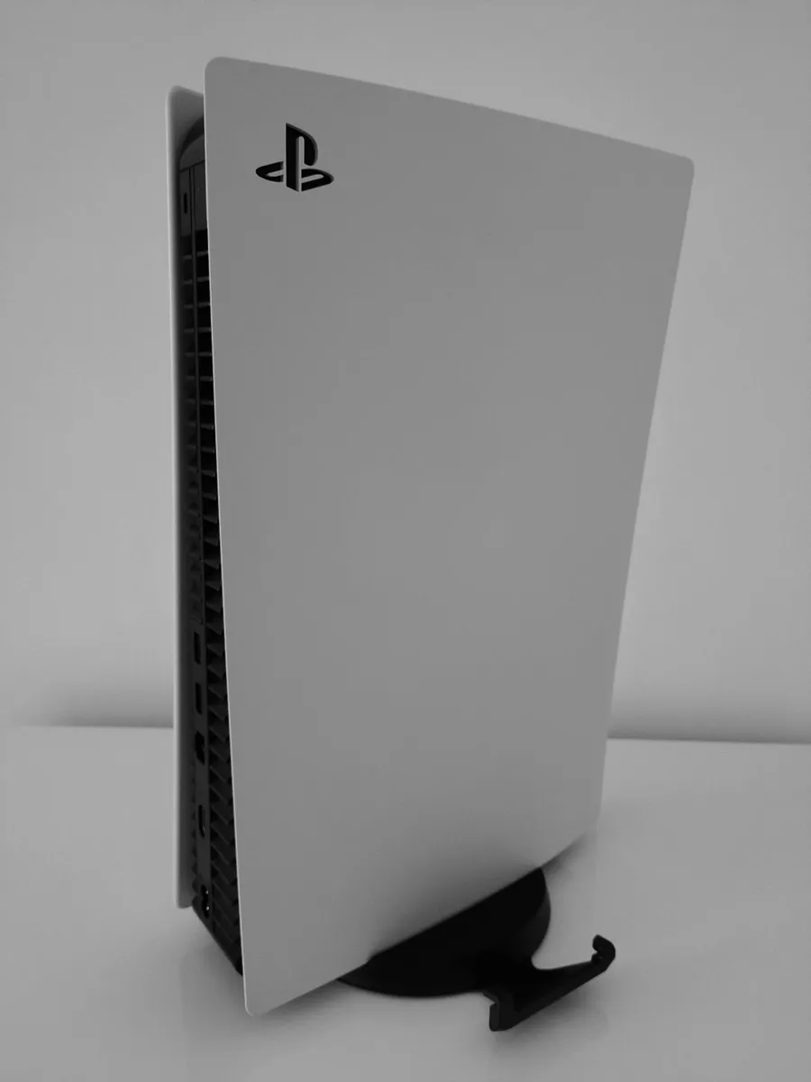 PS5 Digital Edition - Image 4