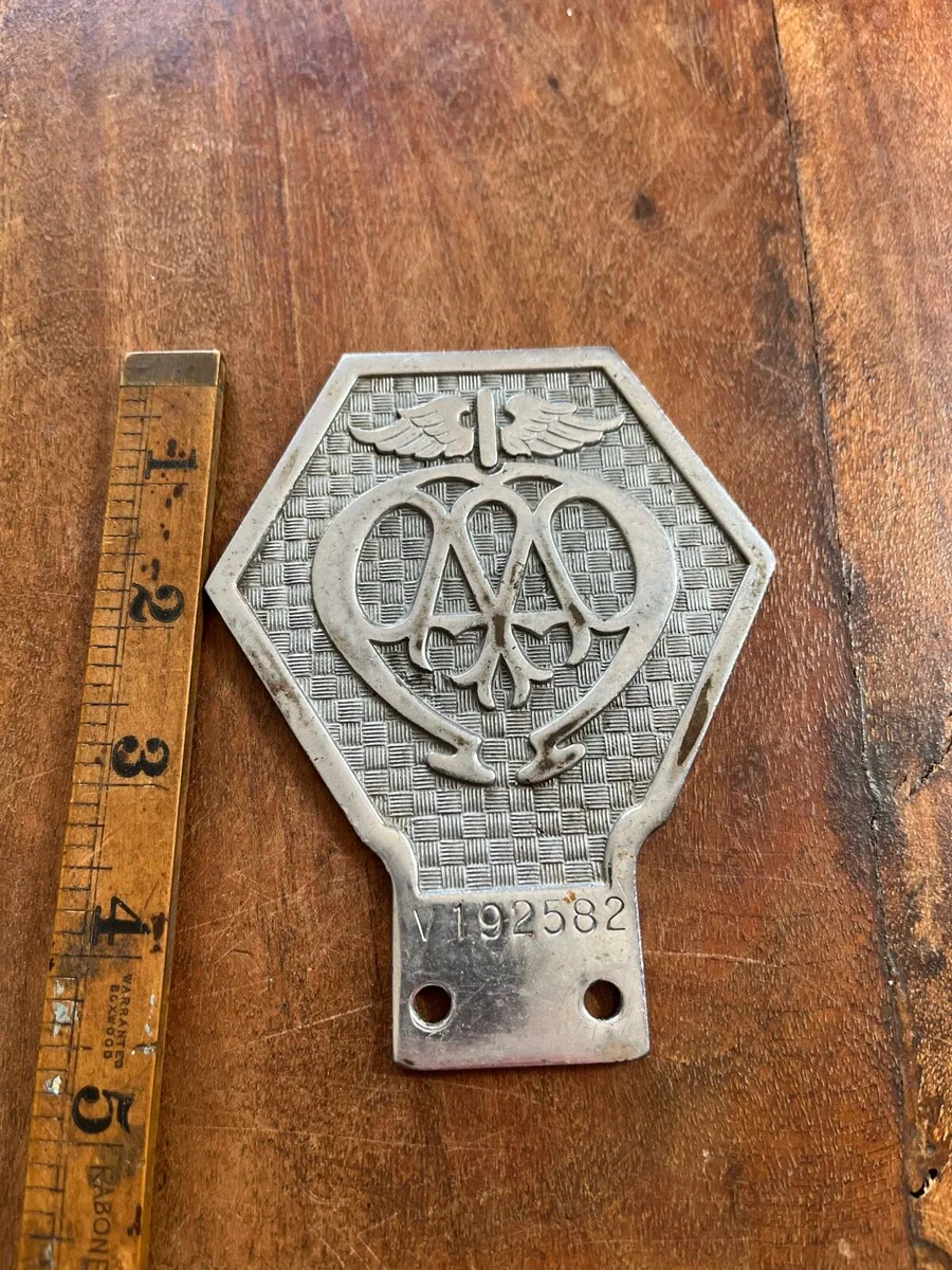 Vintage Commercial AA badge - Image 3