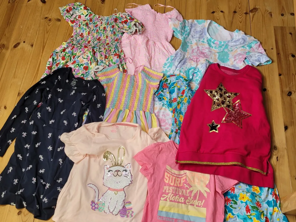 Girls Clothes 7/8 - Image 2