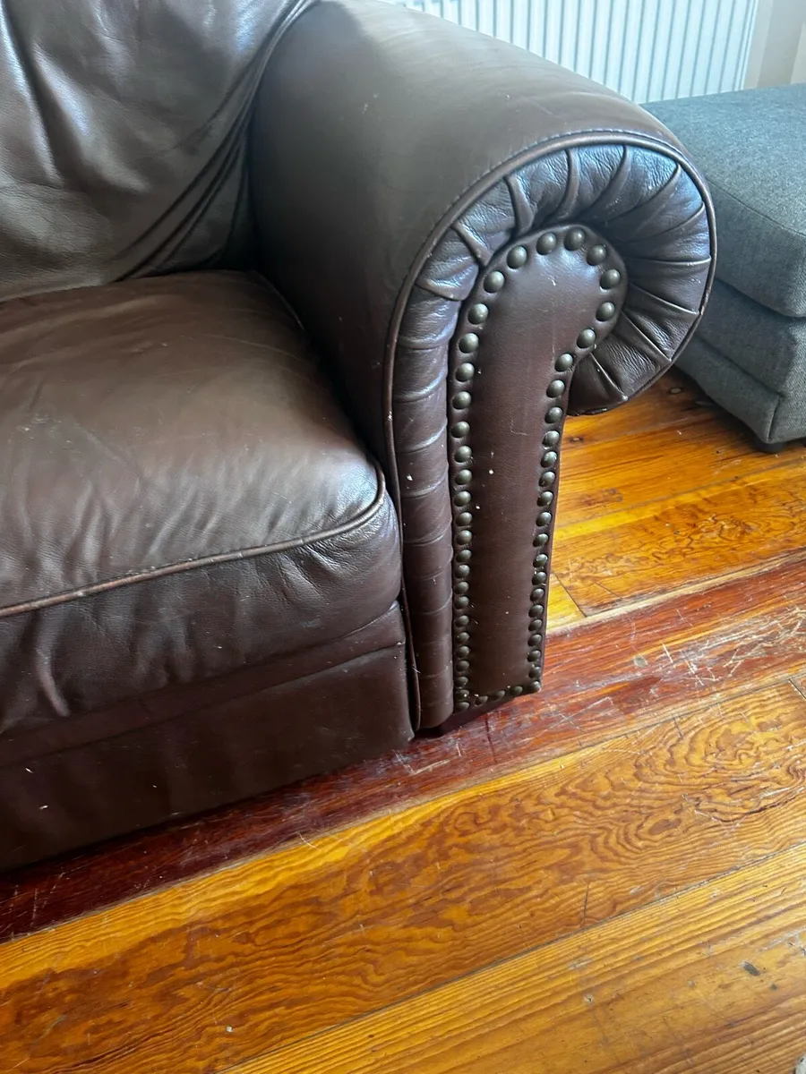 Sofa - Image 4