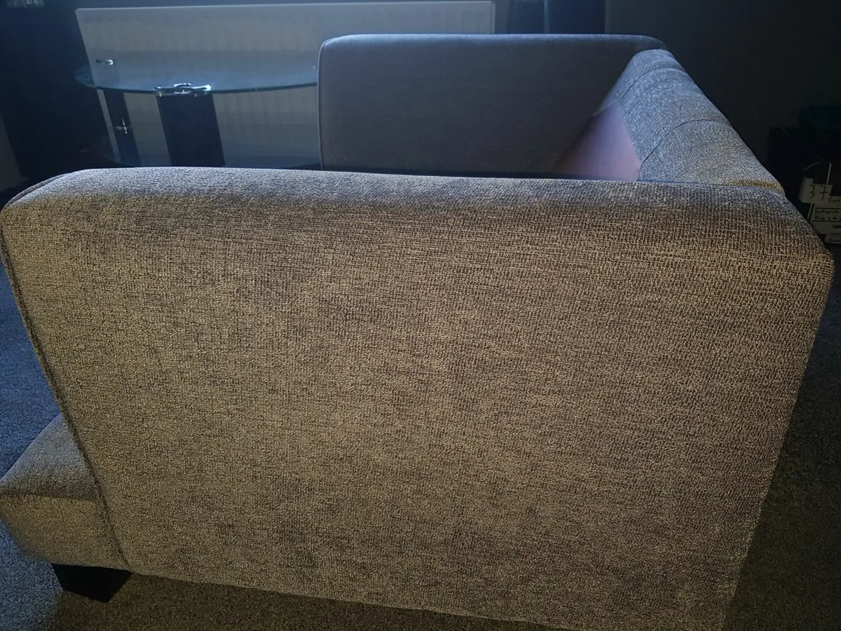 Arm chair - Image 4