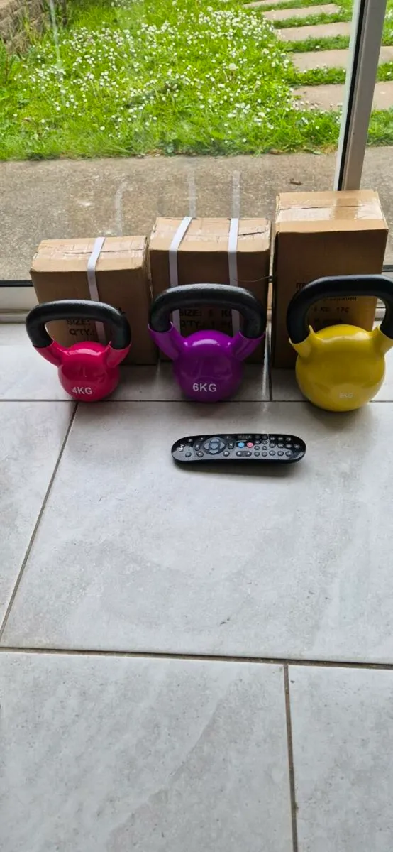 Brand new 4x cast iron kettlebells - Image 1