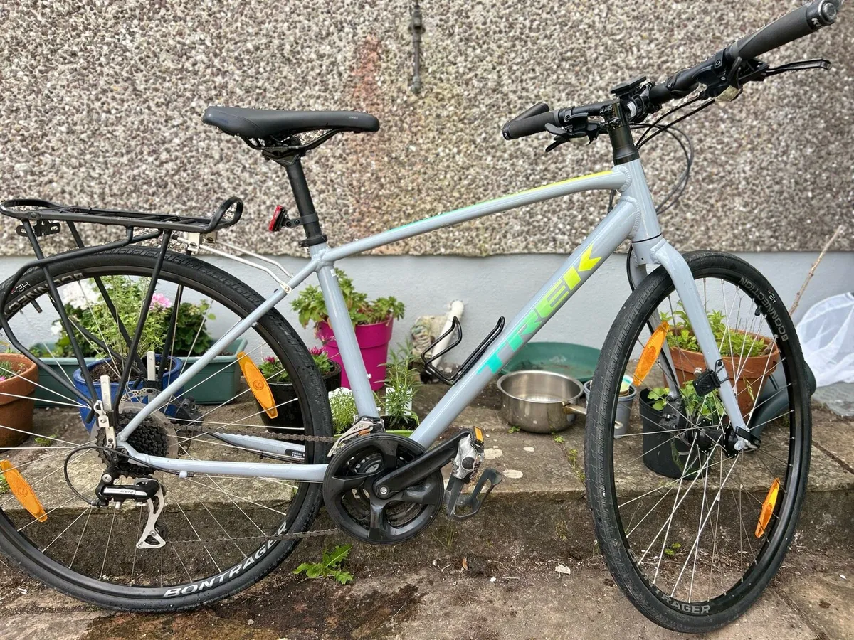 Trek FX2 - Image 1