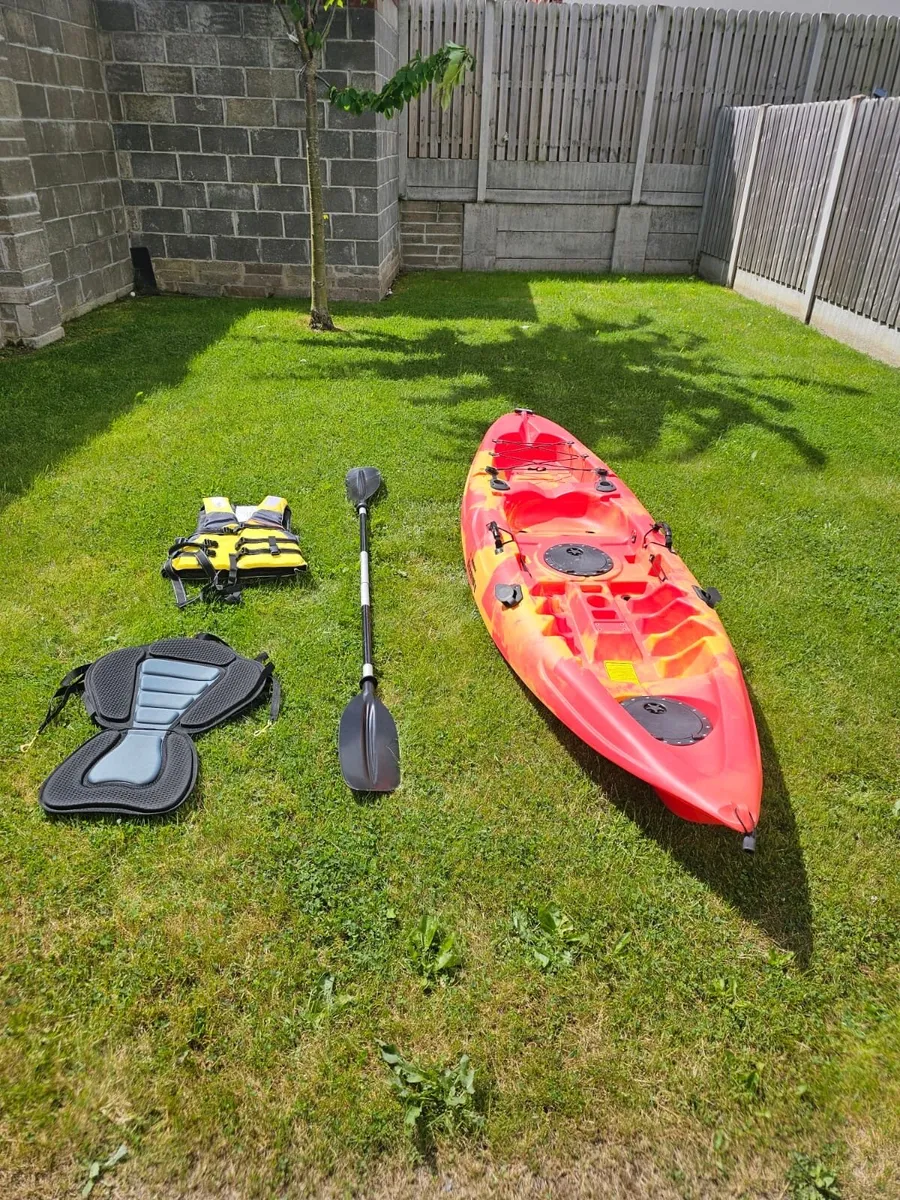 Kayak for sale - Image 1