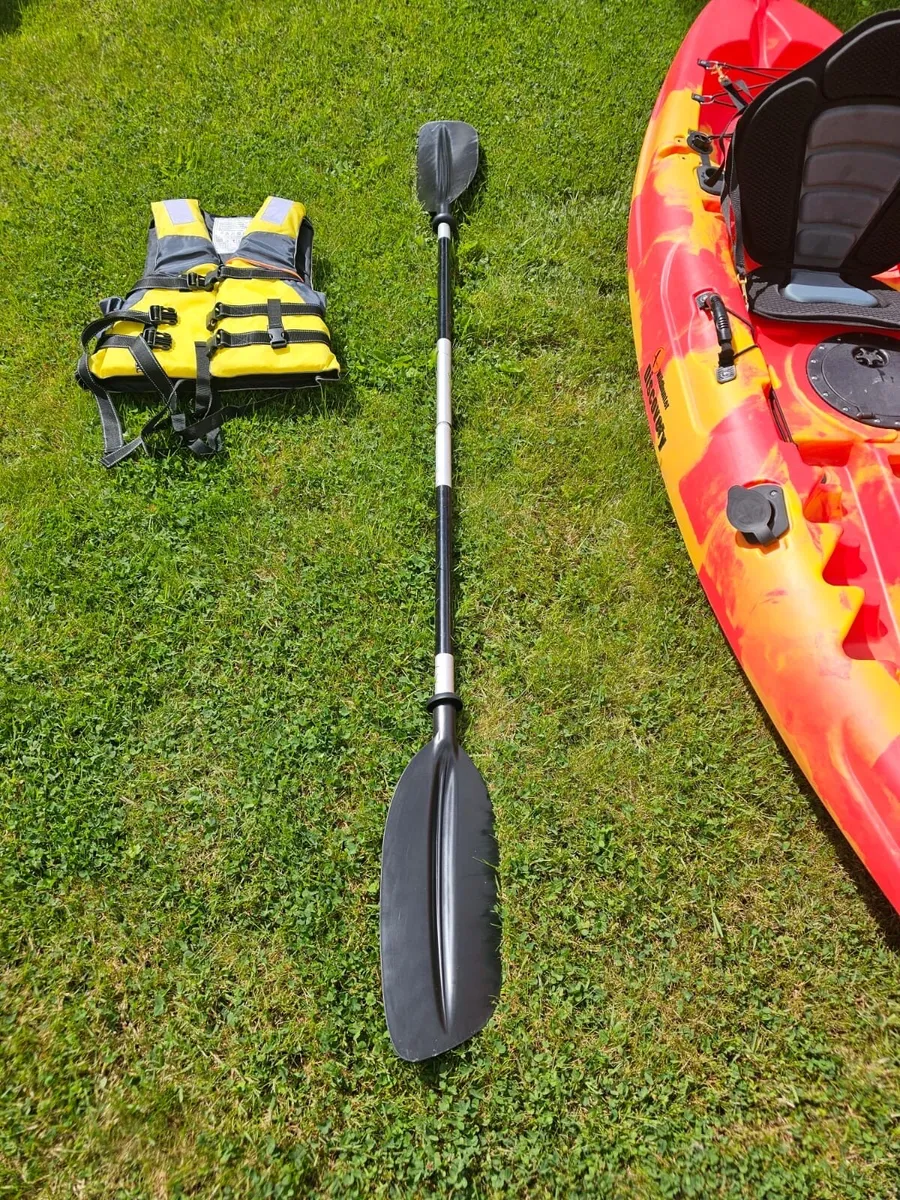 Kayak for sale - Image 4