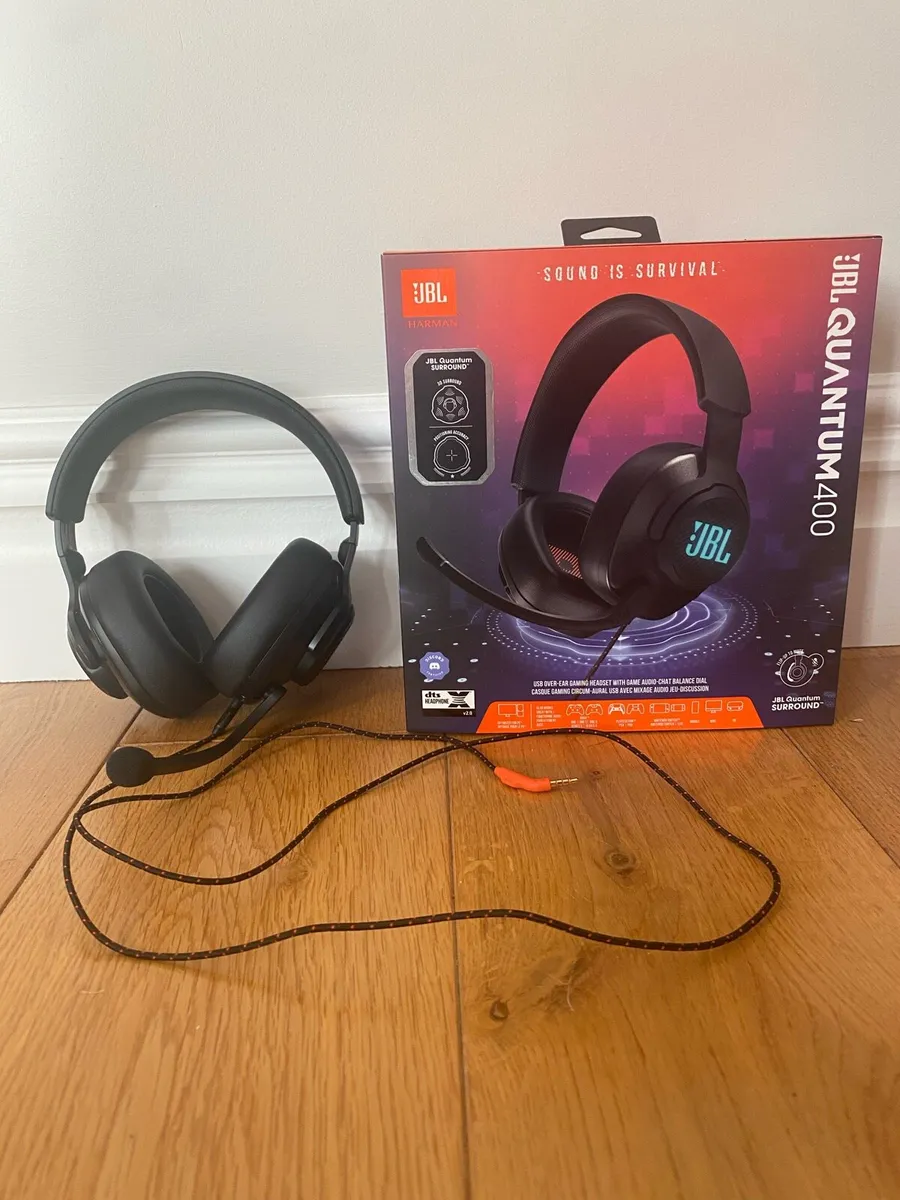 JBL Quantum 400 Gaming Headset - Image 1