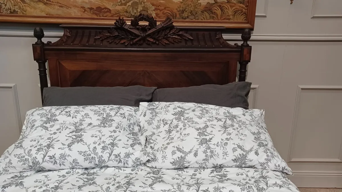 Signed French antique rosewood bed  Louis XVI - Image 4