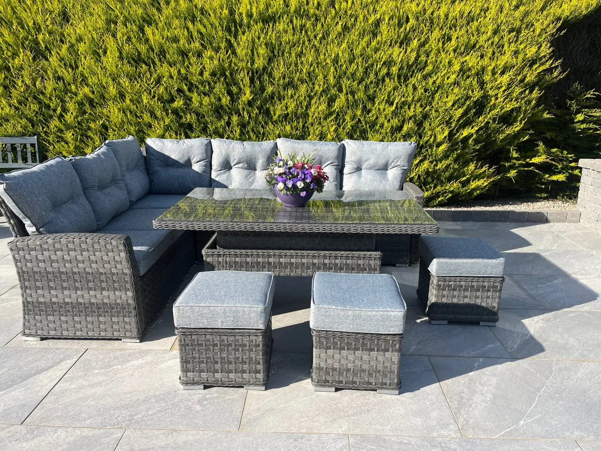 Rathwood garden corner sofa set with rising table - Image 1