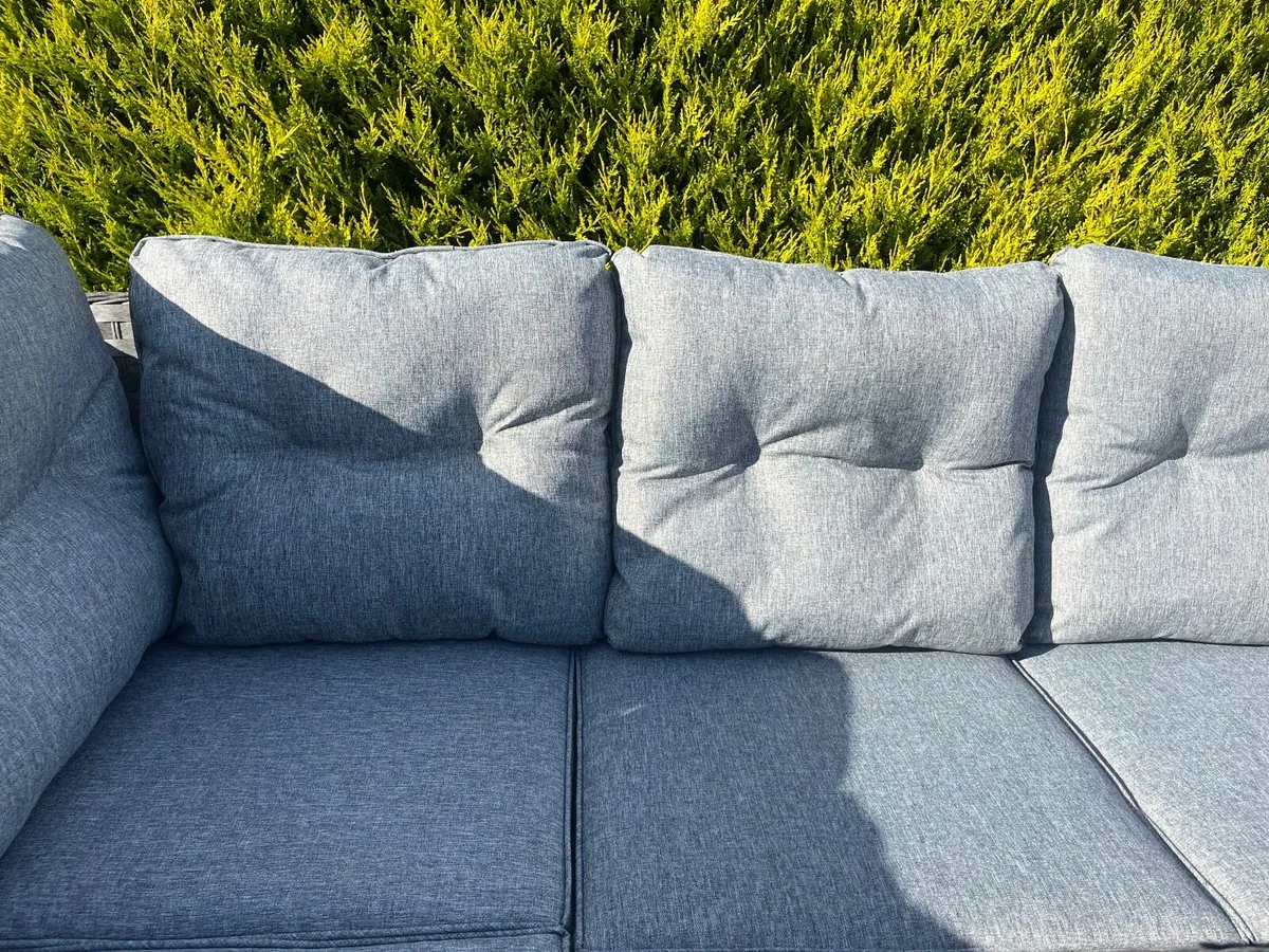 Rathwood garden corner sofa set with rising table - Image 4