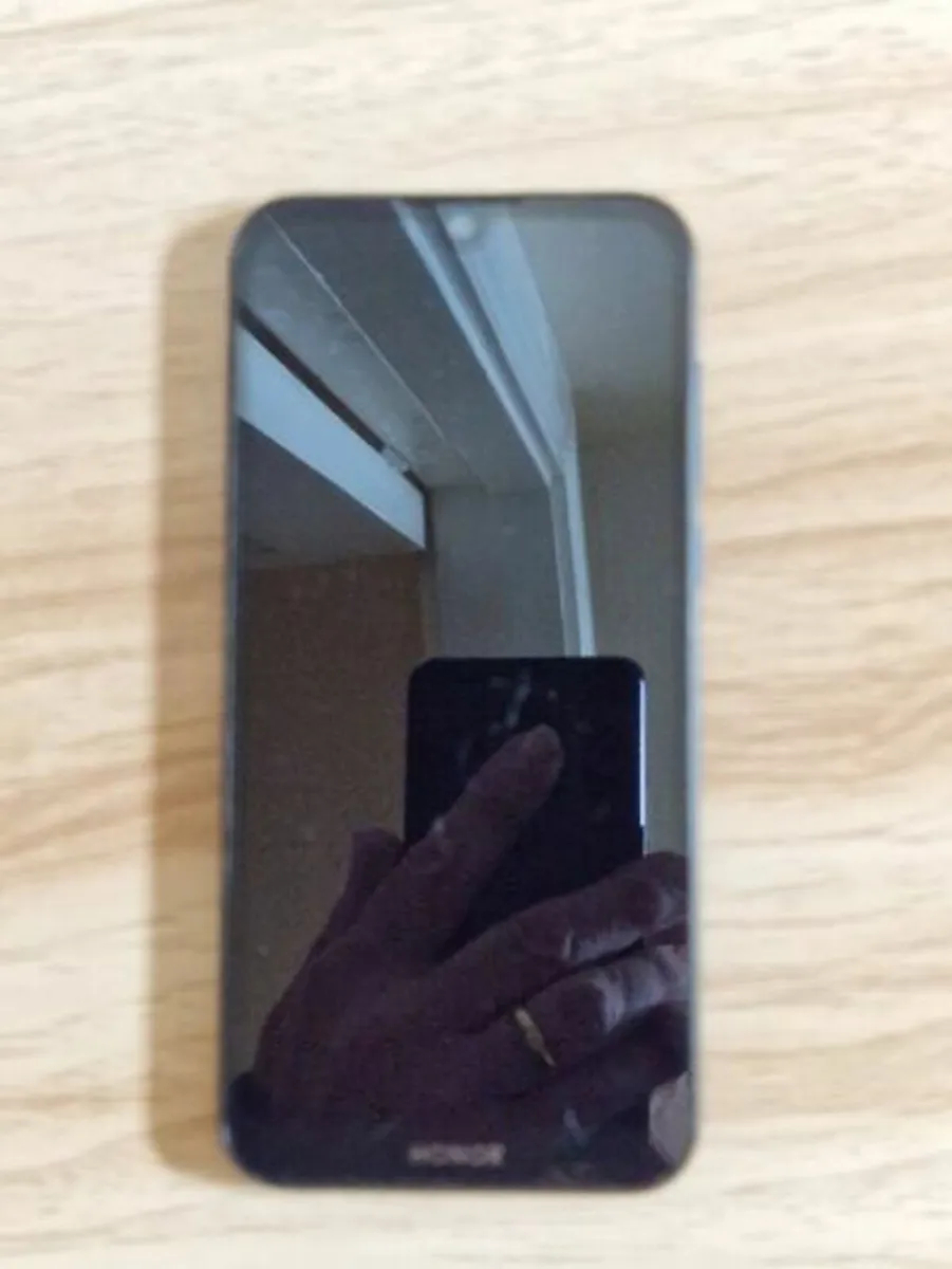 Honor 8S Mobile Phone, 13 MP camera, 2 GB, 32GB - Image 2