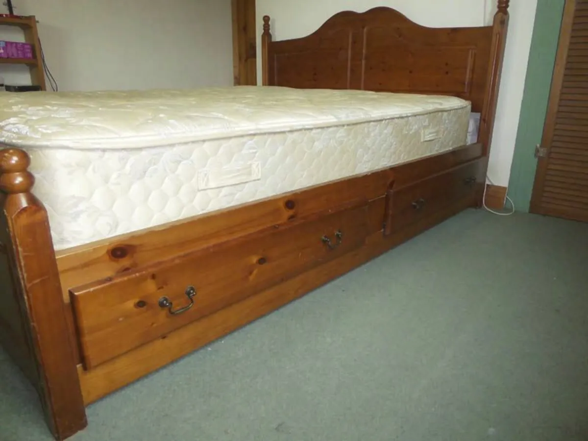 King Size Bed - Solid Pine - Image 3