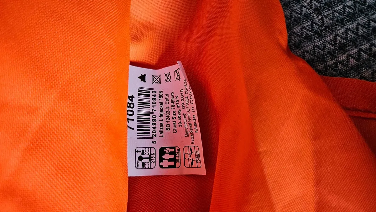 Kids life jacket - Image 2
