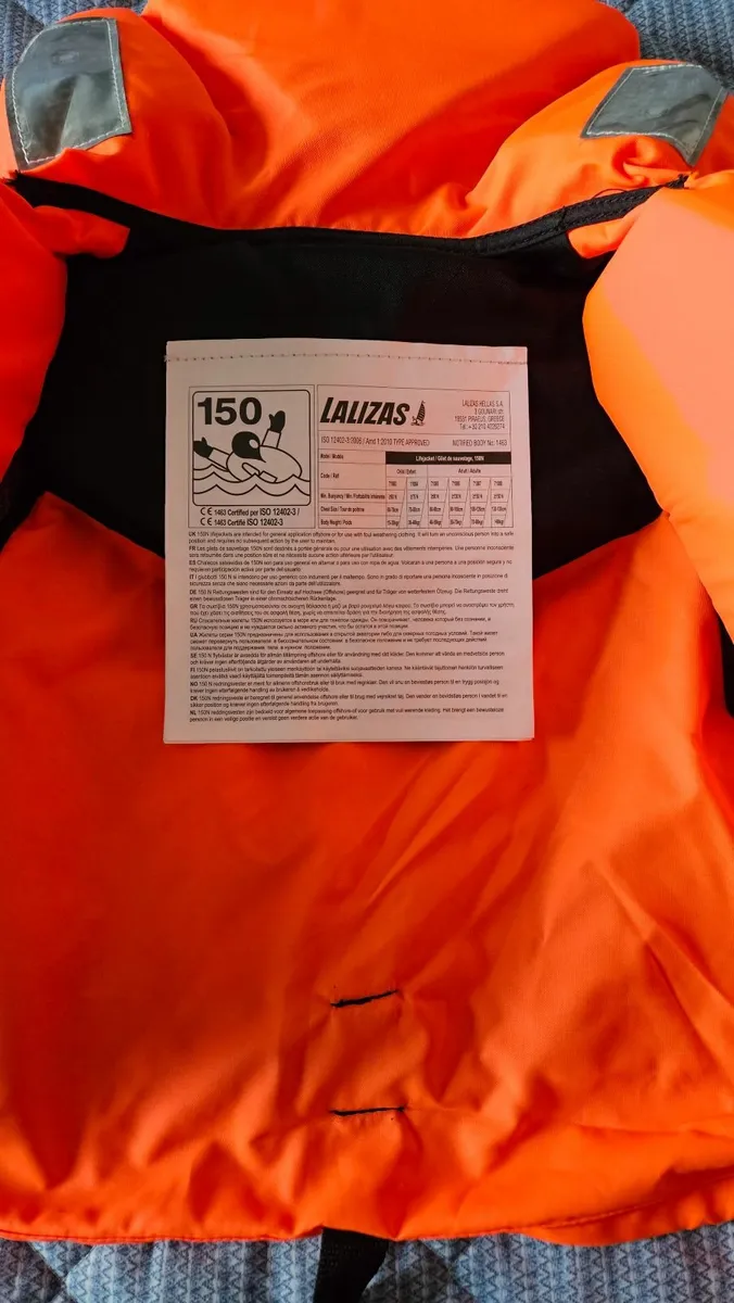 Kids life jacket - Image 3