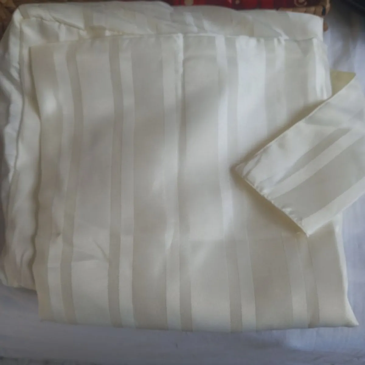 Cream dining room chair covers x 6 - Image 2