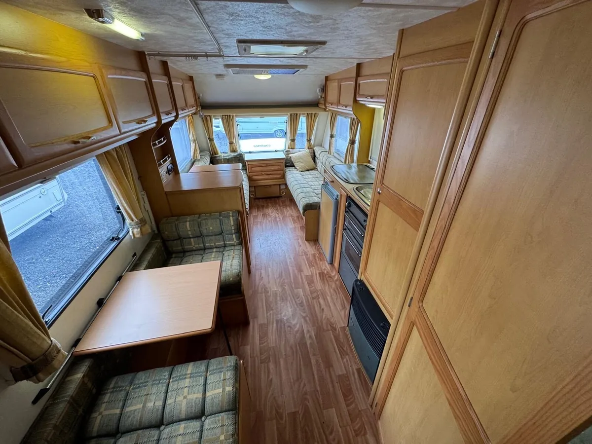 Caravan single axle 6 berth - Image 3