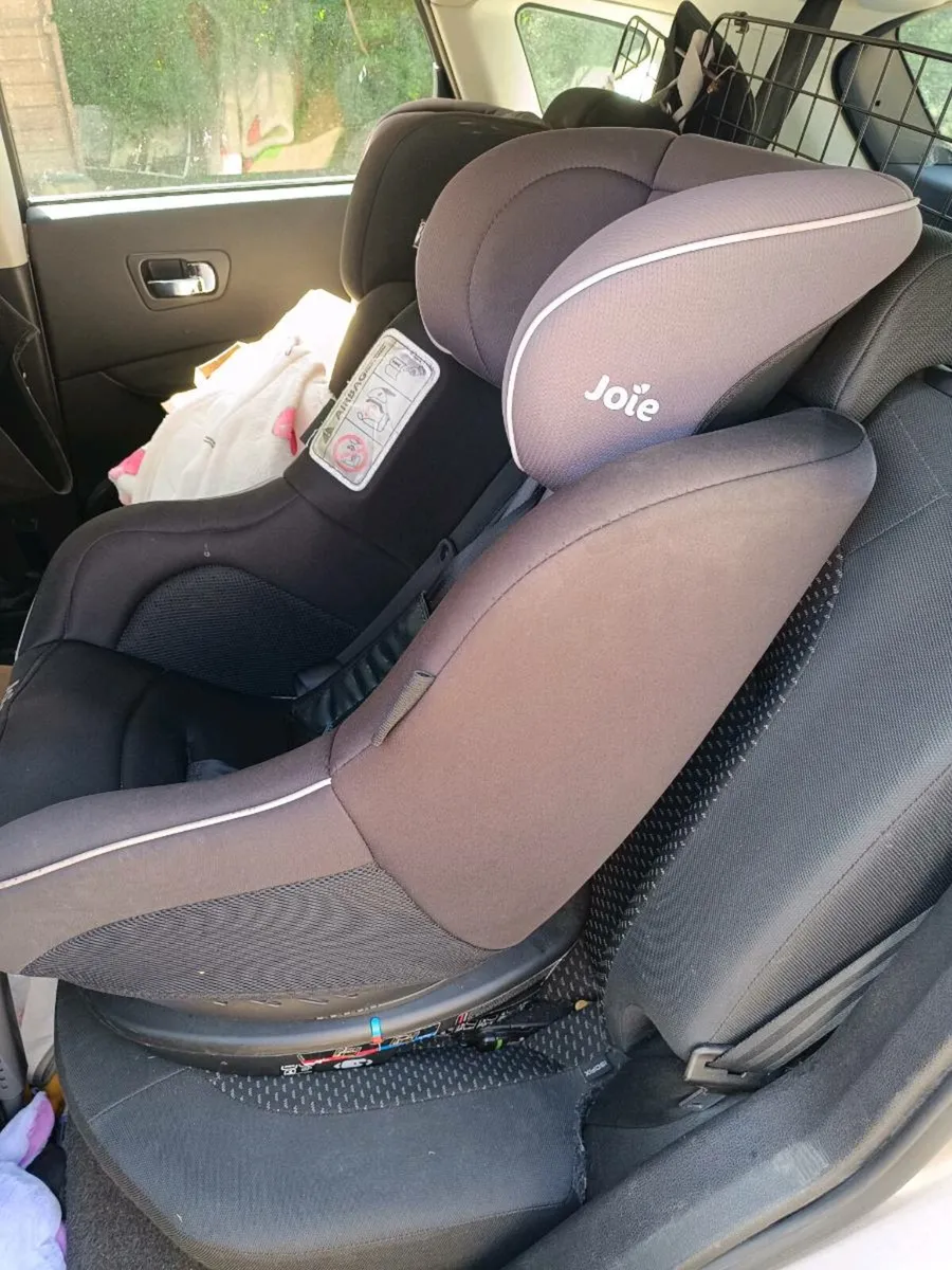 Car Seat - Image 1
