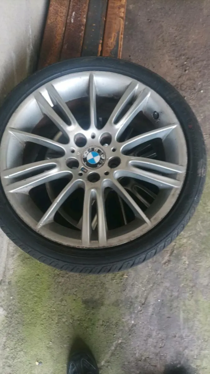 bmw alloys - Image 1