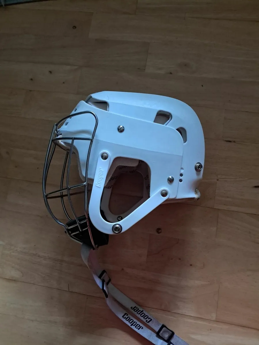 Cooper helmet sk 109 good condition - Image 1