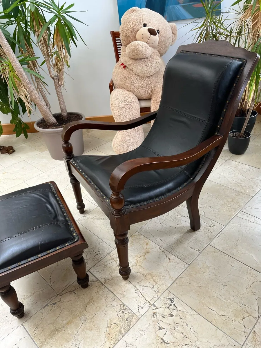 Armchair - Image 1