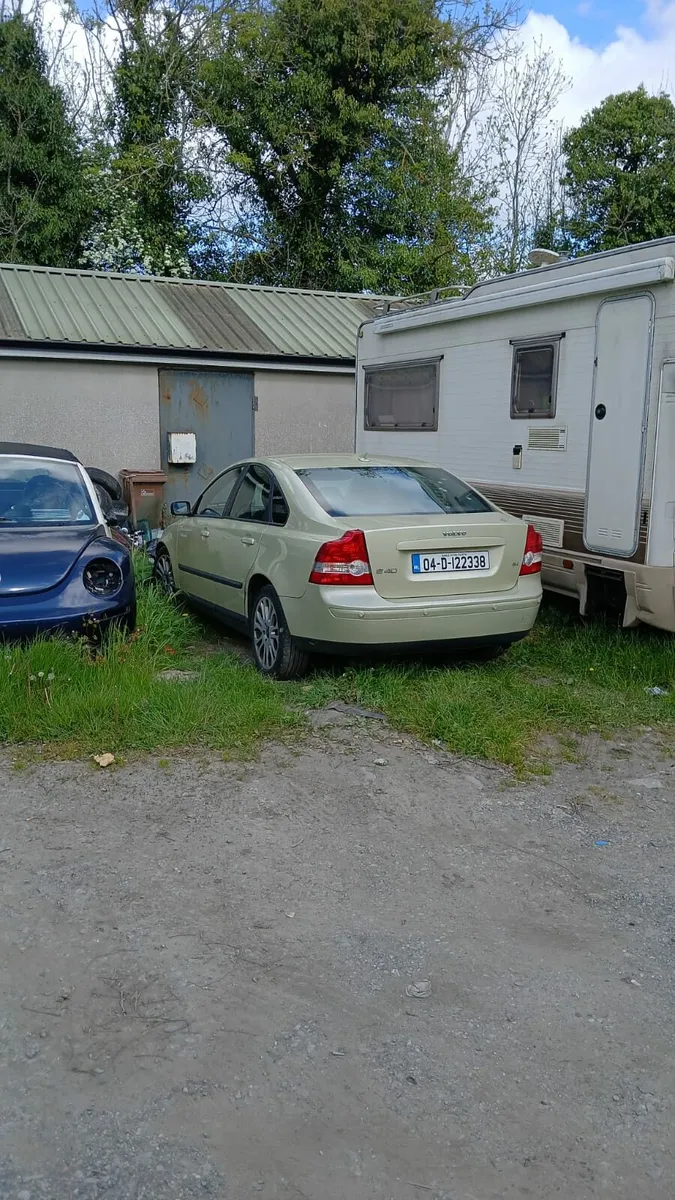VOLVO S40 2.5L AUTOMATIC - Image 3