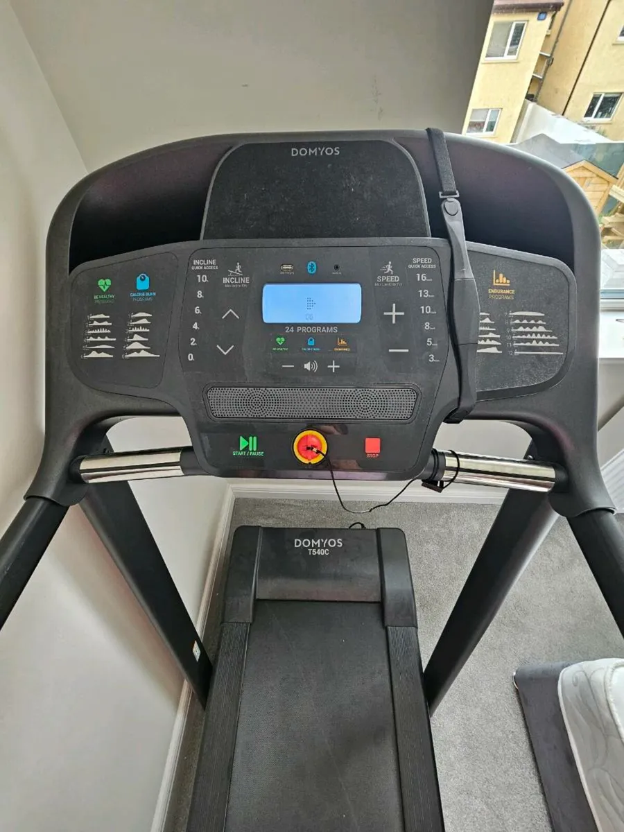 Treadmill - Image 4