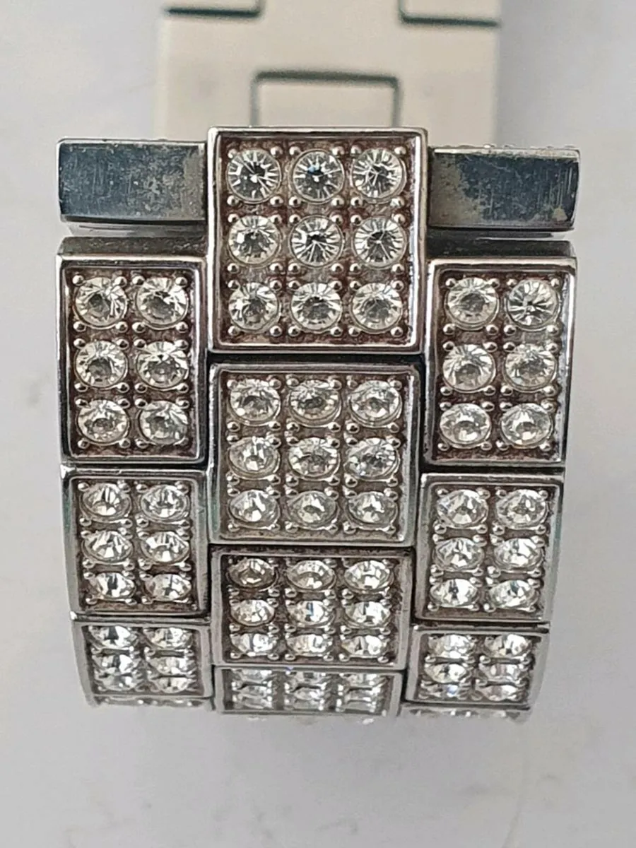 Dolce & Gabbana Crystal Watch - Image 3