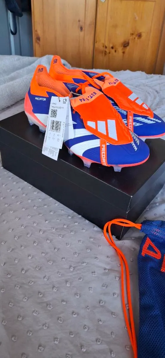 Genuine Adidas Predators - Image 2