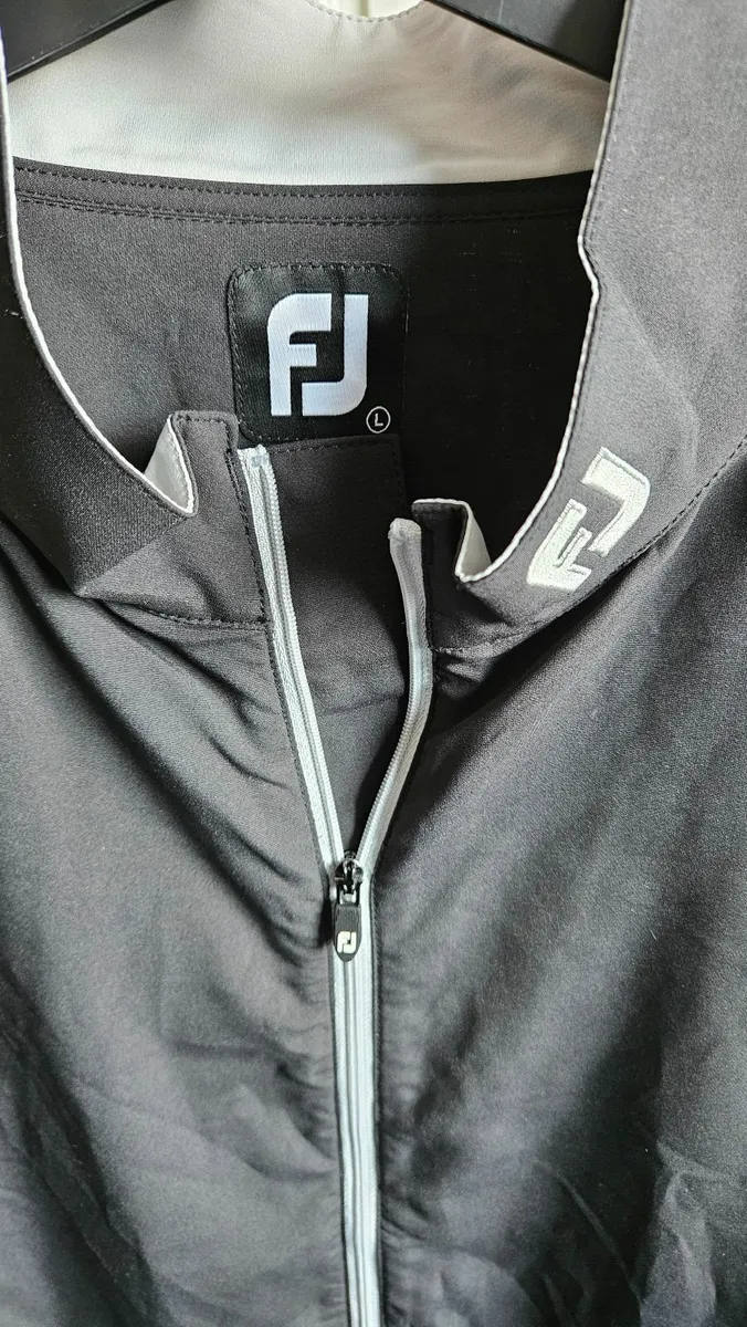 Foot joy long sleeve golf jacket - Image 2