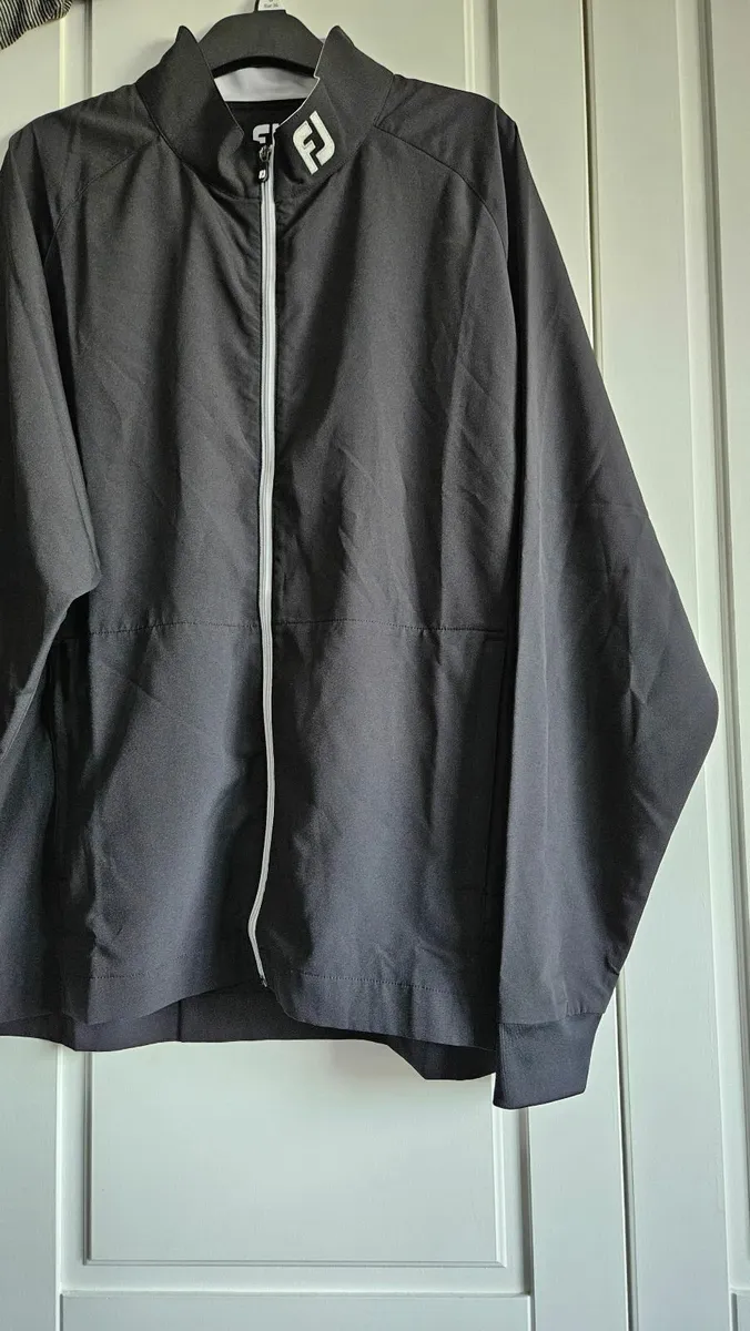 Foot joy long sleeve golf jacket - Image 1